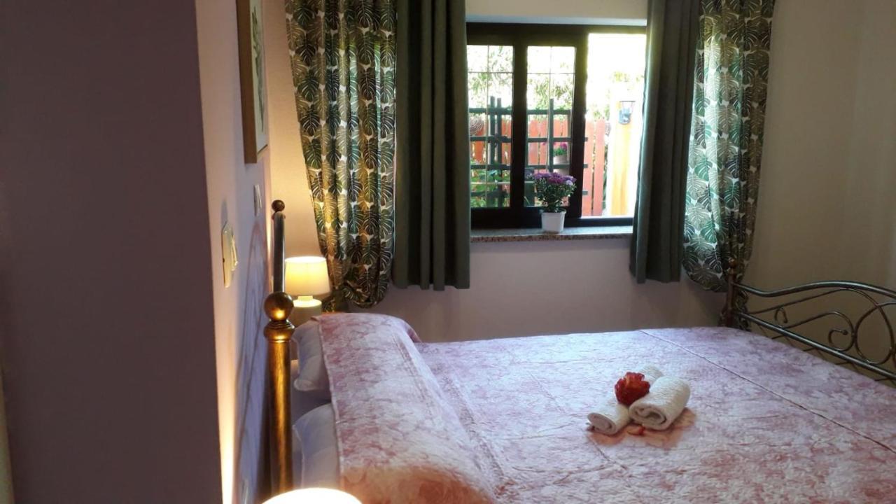 Double Room Private Bathroom