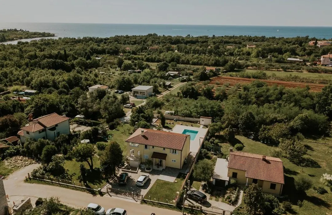 Villa Anica-1