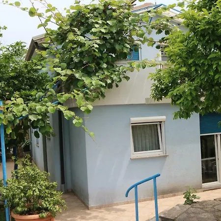 Rooms And Apartments V&M-3